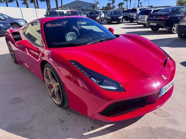 FERRARI 488 SPYDER 3.9 TURBO AUTO SPANISH LHD IN SPAIN 30000 MILES FFSH 2019